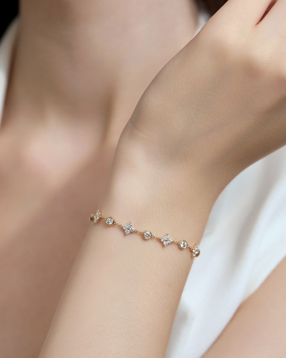 フラワー ダイヤモンド ブレスレット イメージ 5